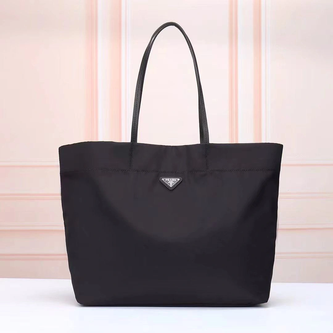 Resilient Prada Shopping Bags 90613