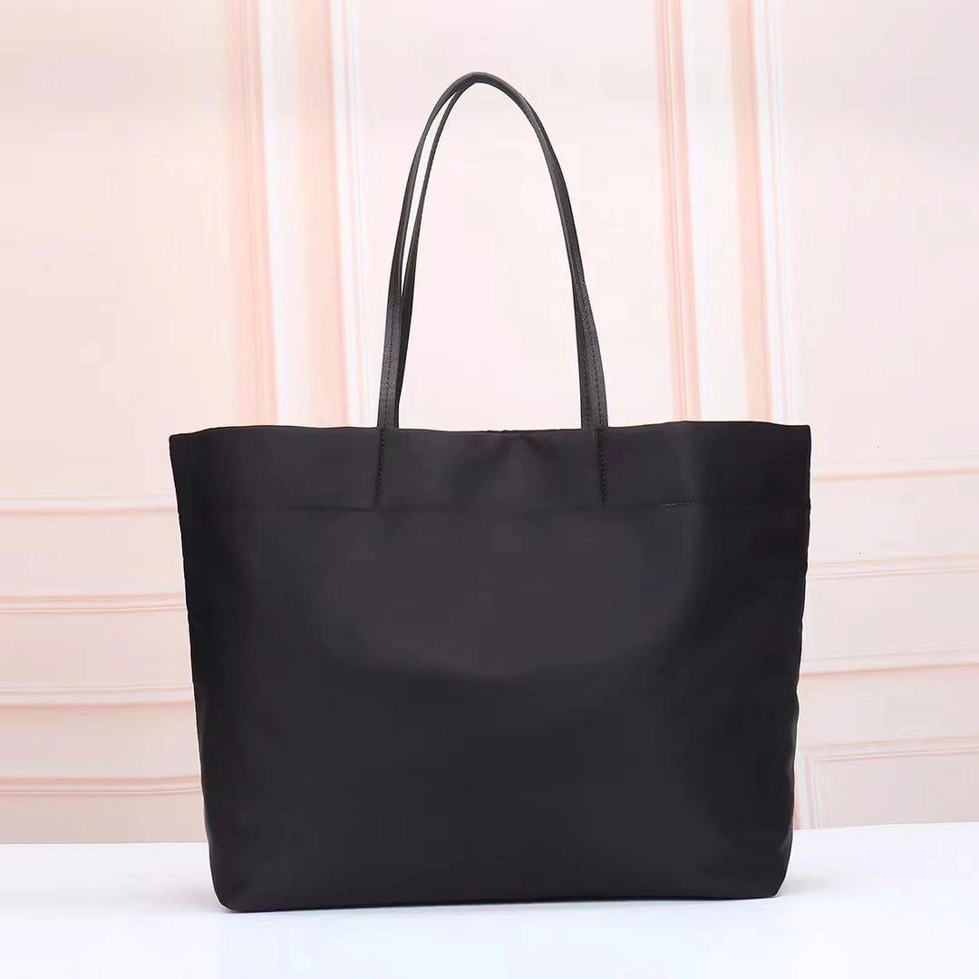 Resilient Prada Shopping Bags 90613