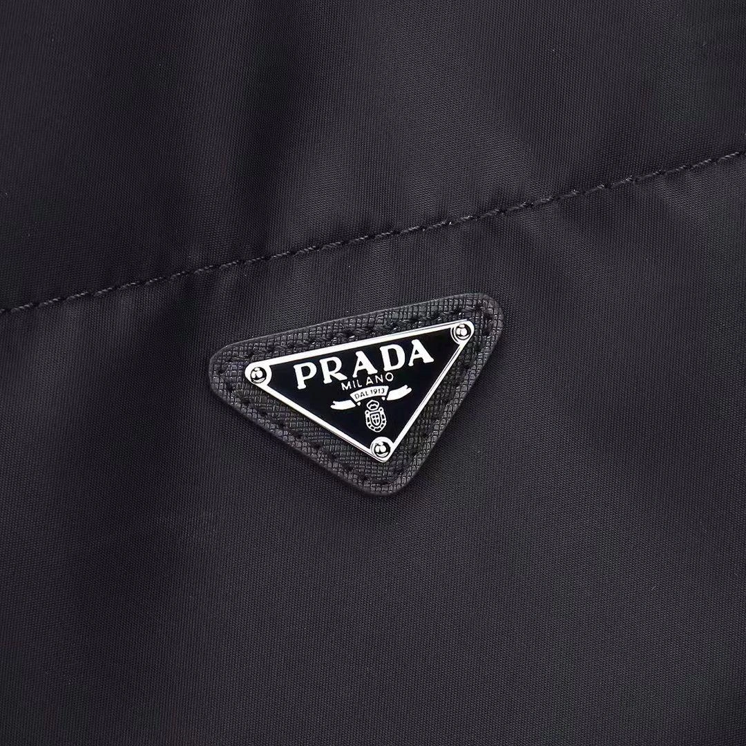 Resilient Prada Shopping Bags 90613