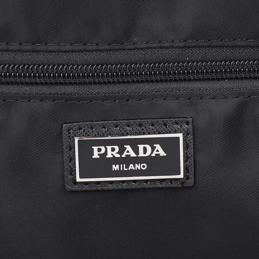 Tailored Prada Shopping Bags 90612