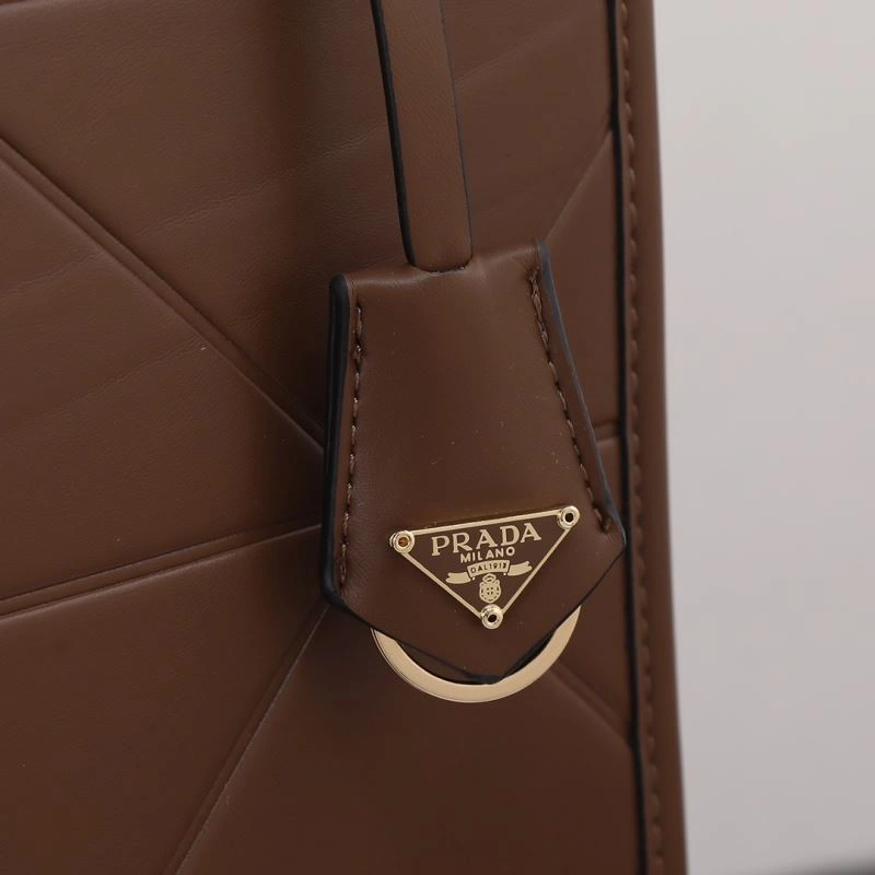 Prada Shopping Bags ModernLook 87142