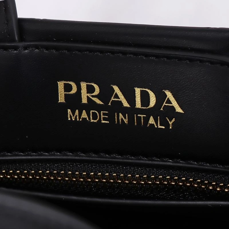 Fashionable Prada Shopping Bags 87143