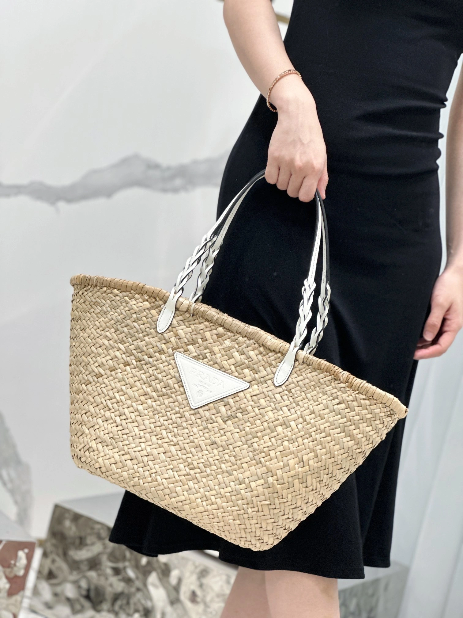 Prada Shopping Bags Stretchable 73650