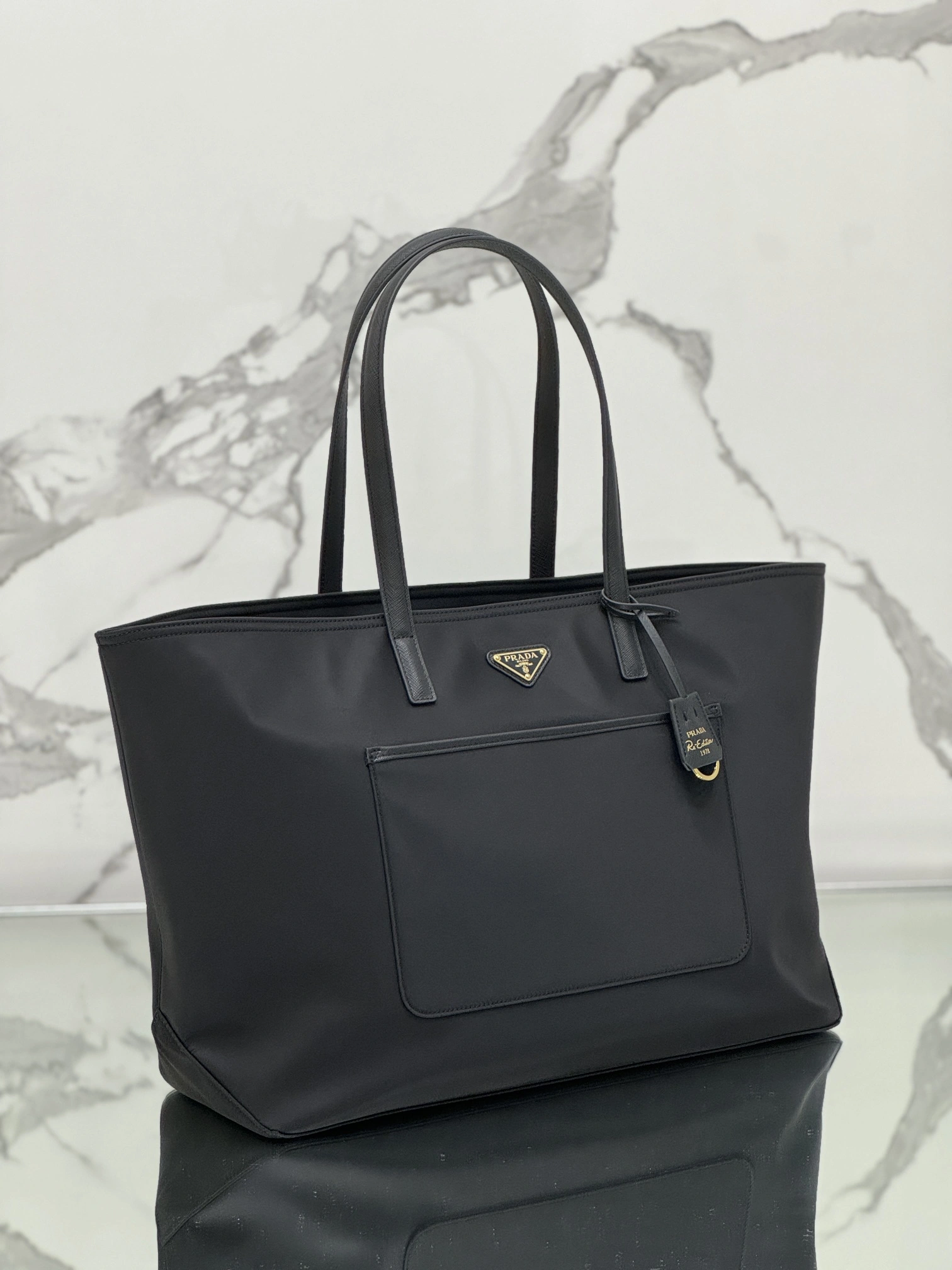 Prada Shopping Bags TechFriendly 73646