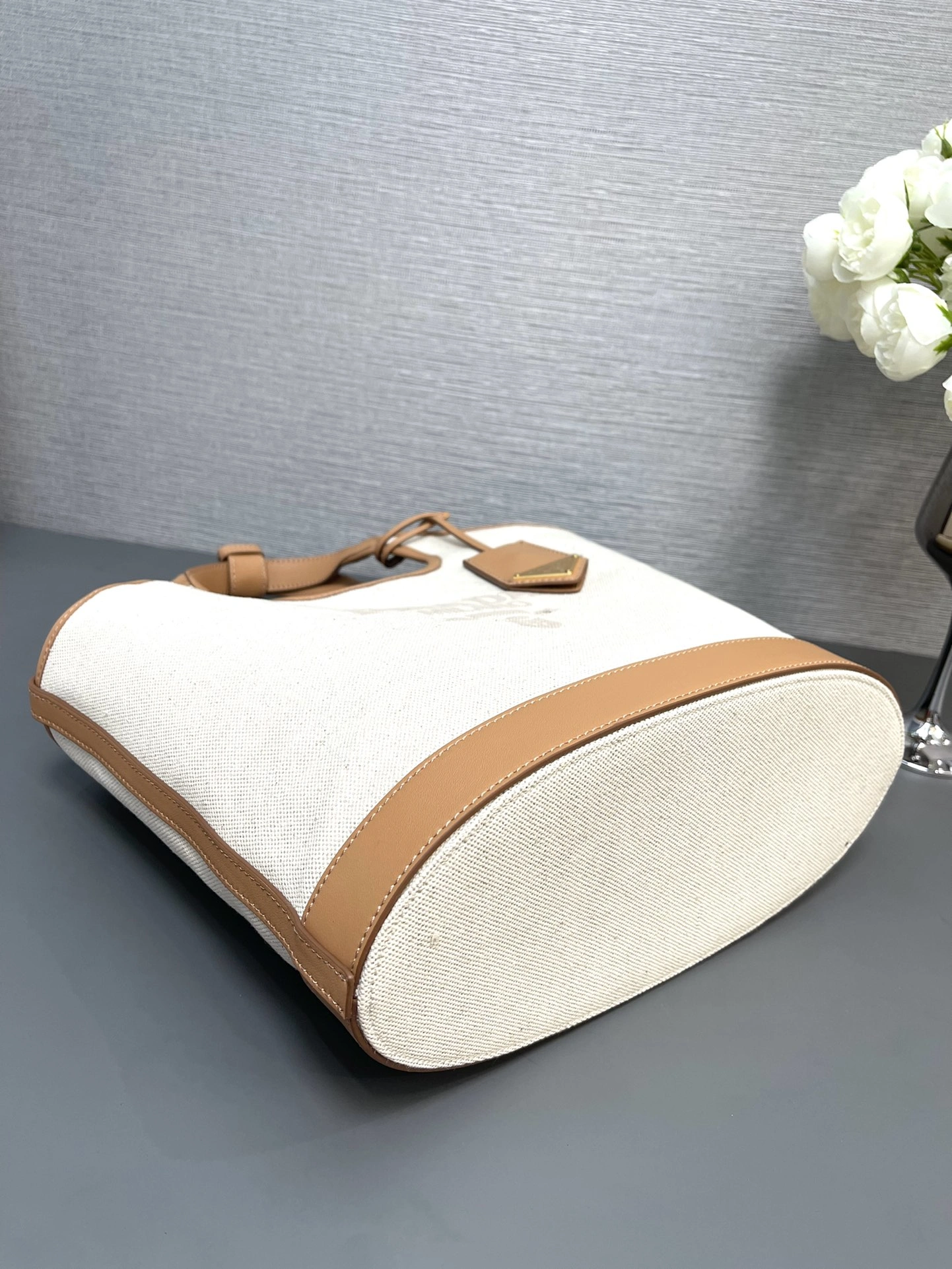 Prada Shopping Bags Seasonal 73644