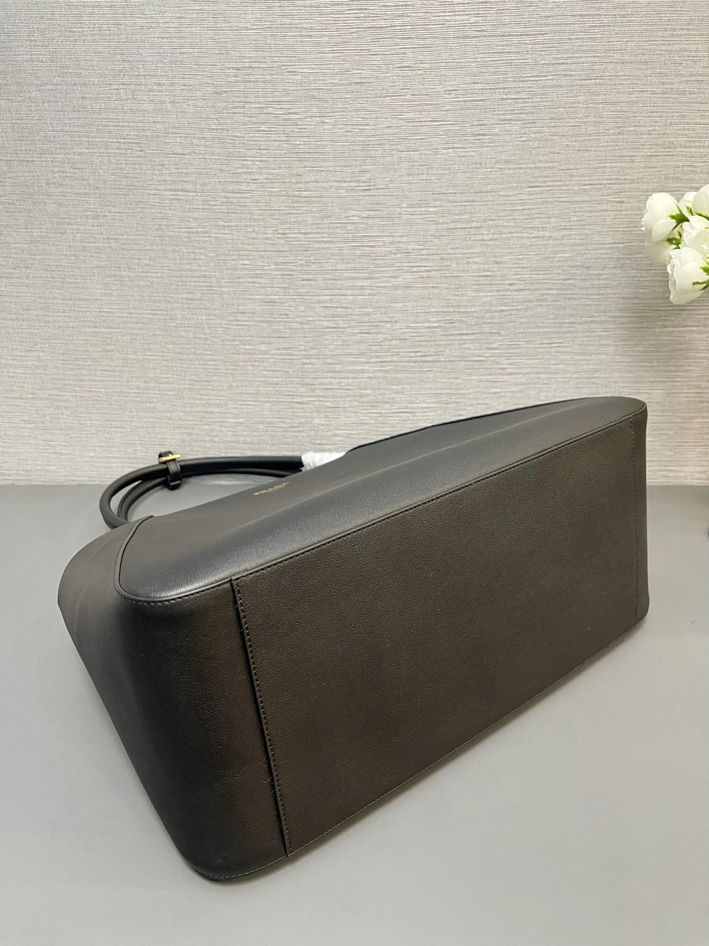 Sporty Prada Shopping Bags 71644