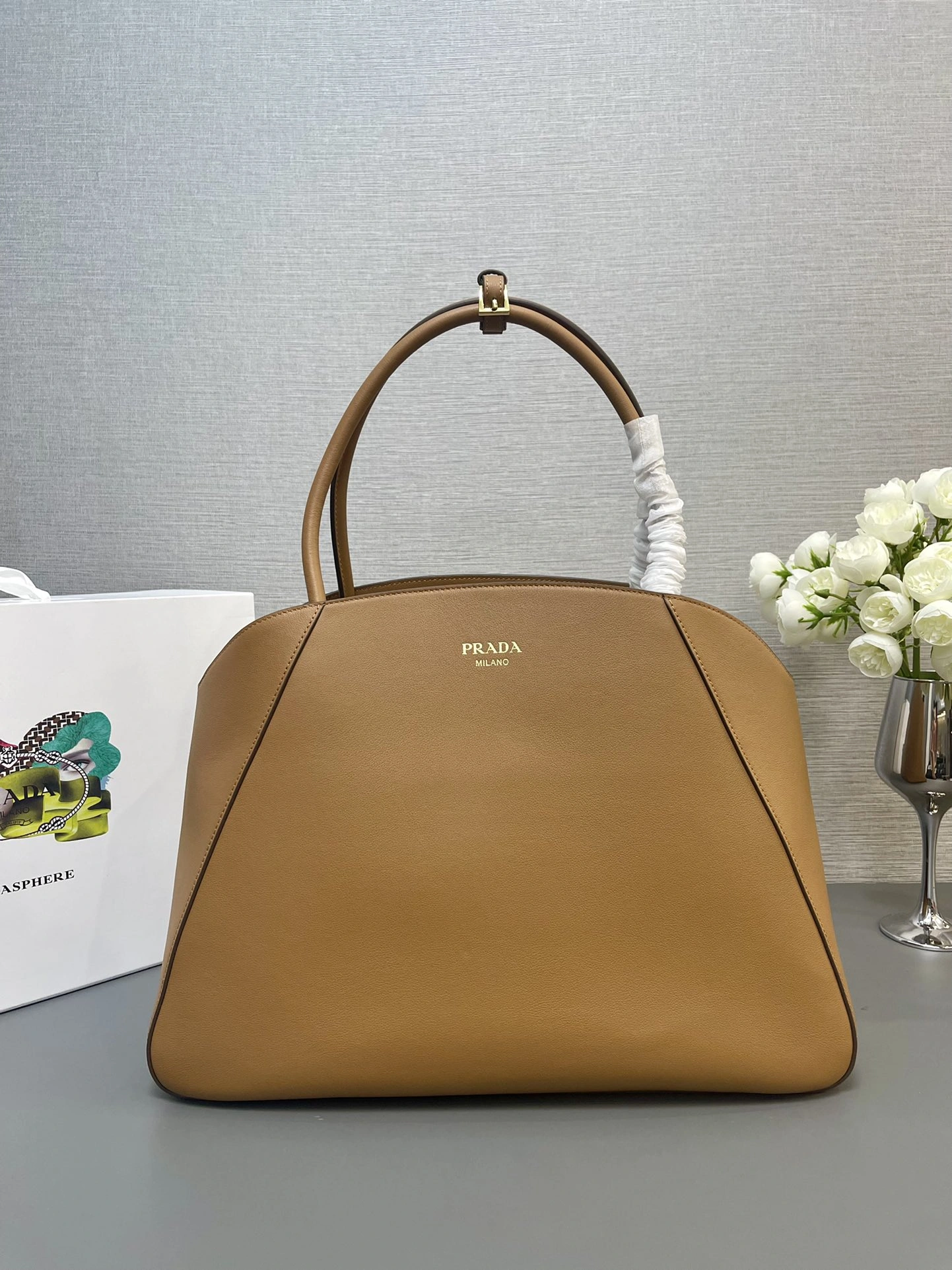 Prada Shopping Bags SunProtective 71648