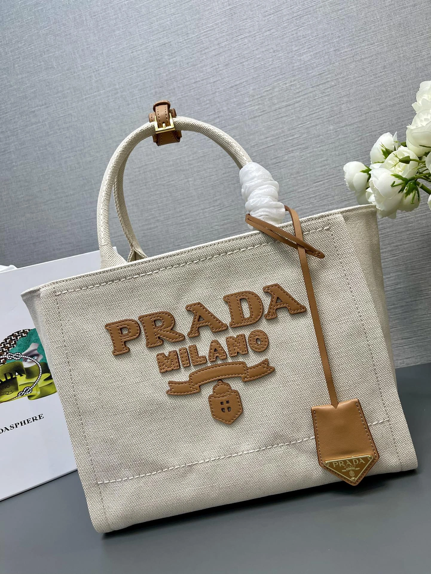 Comfortable Prada Shopping Bags 71663