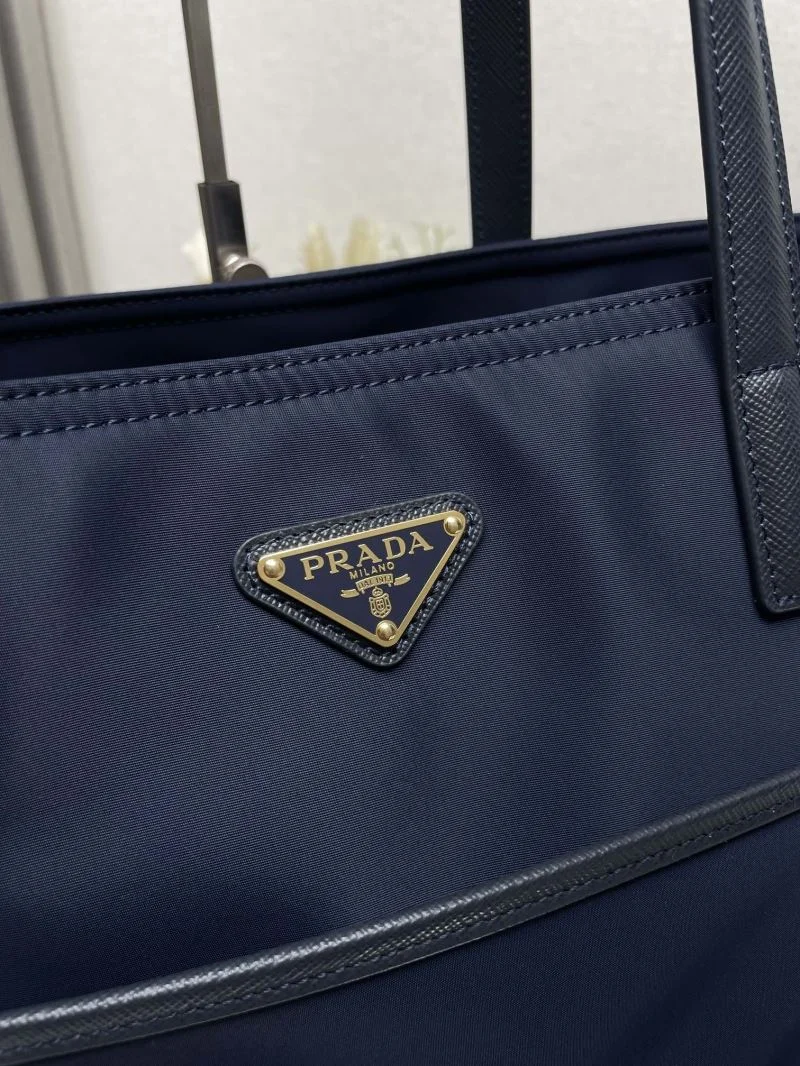 Elegant Prada Shopping Bags 45128