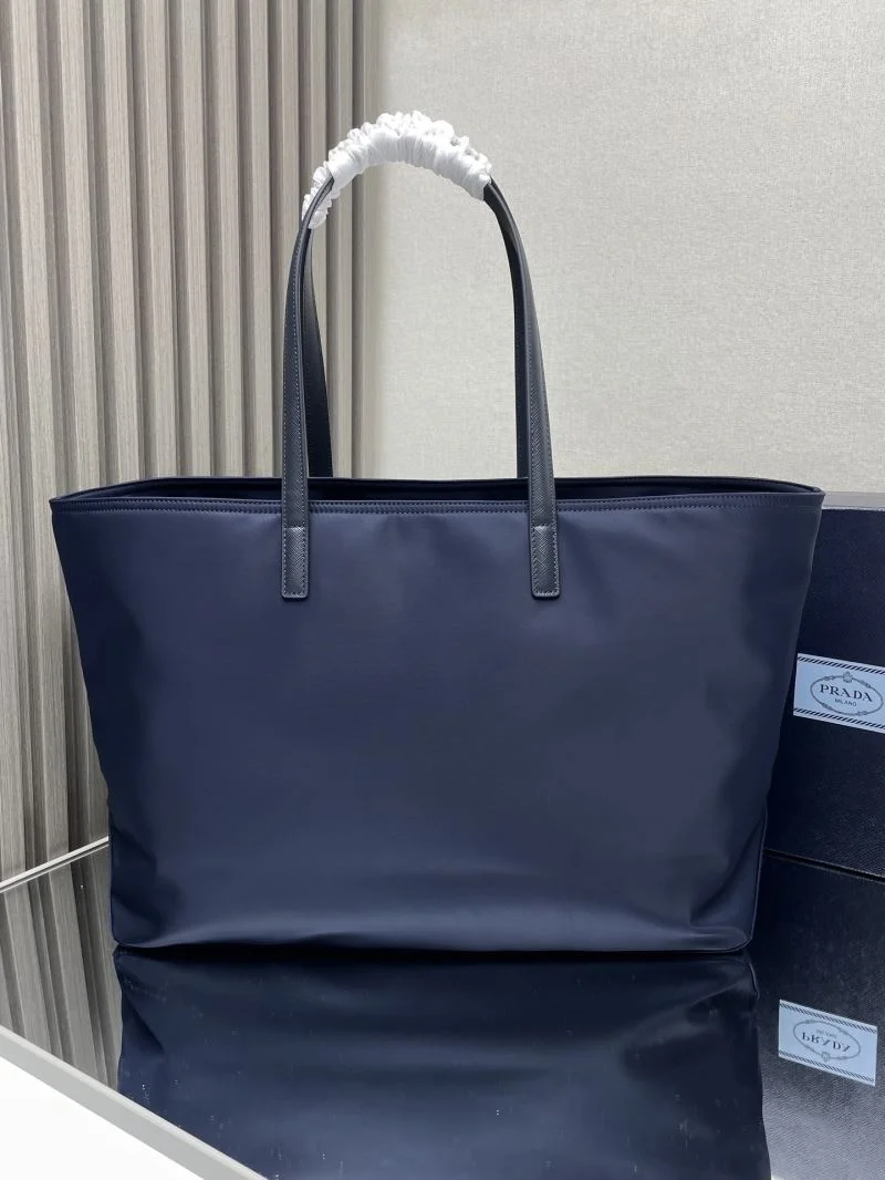 Elegant Prada Shopping Bags 45128