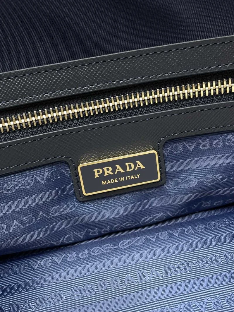 Elegant Prada Shopping Bags 45128
