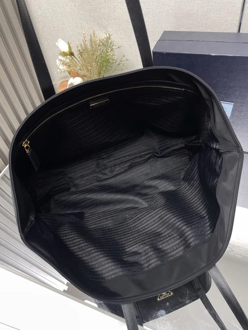 Prada Shopping Bags Casual 45130