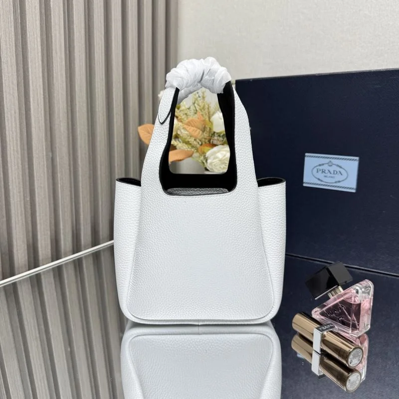 Prada Shopping Bags TechFriendly 45117