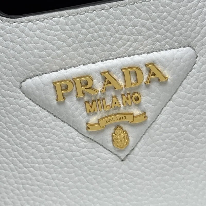 Prada Shopping Bags TechFriendly 45117
