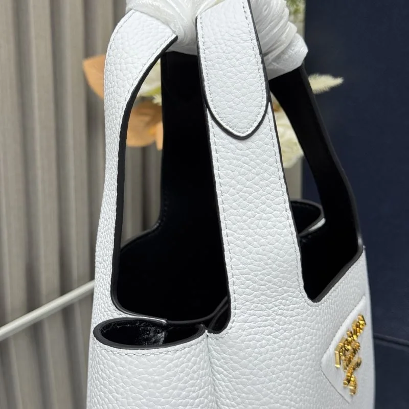 Prada Shopping Bags TechFriendly 45117