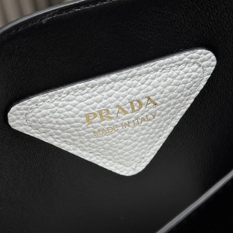 Prada Shopping Bags Stretchable 45112