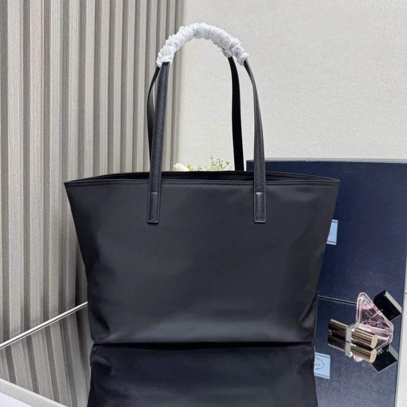 Prada Shopping Bags Popular 45110