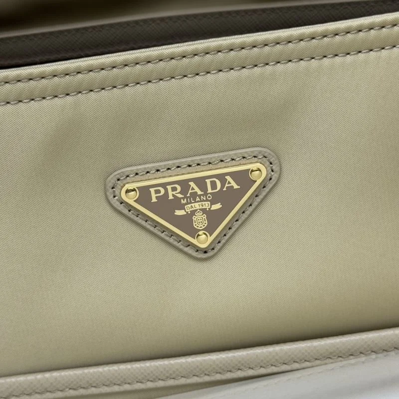 Prada Shopping Bags ModernLook 45158
