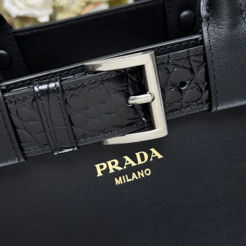 Prada Shopping Bags Effortless 45104