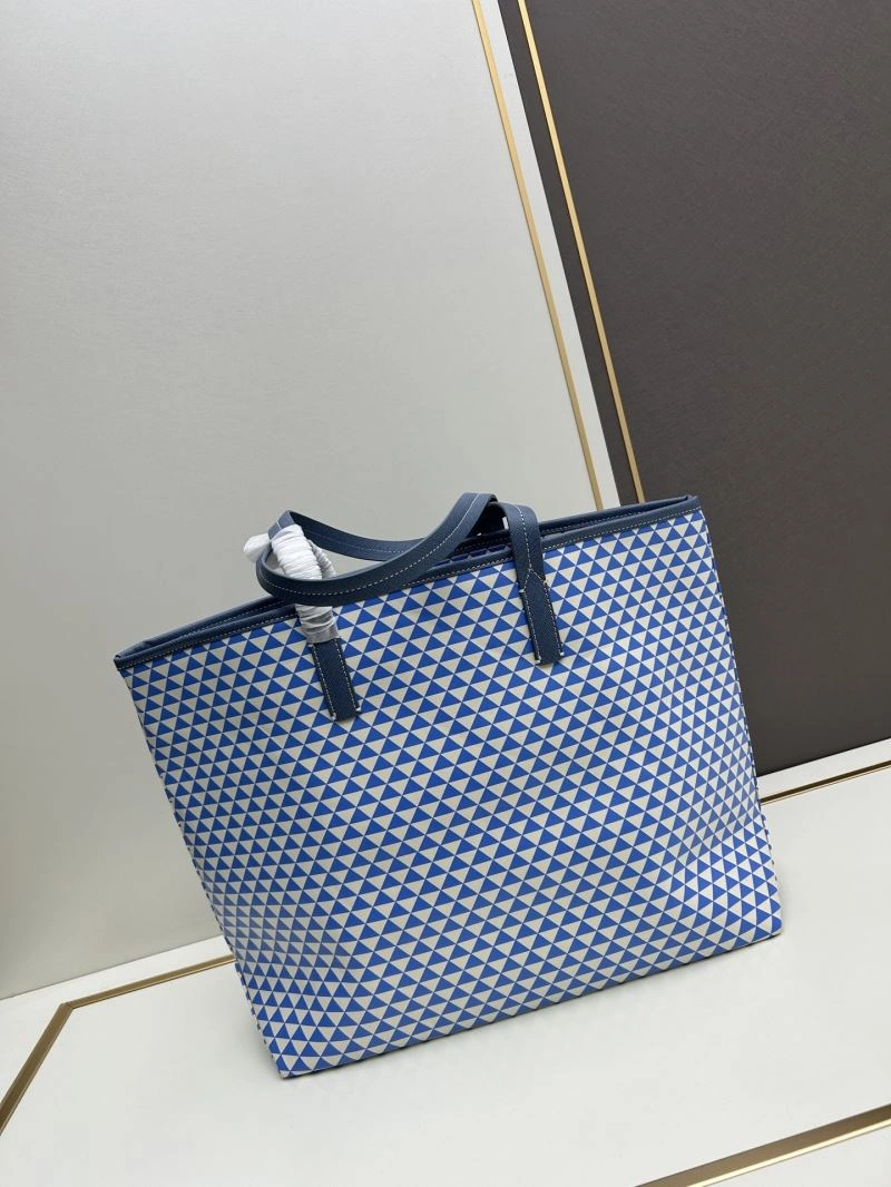 WellDesigned Prada Shopping Bags 82771
