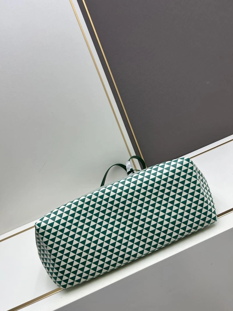 Elegant Prada Shopping Bags 82764