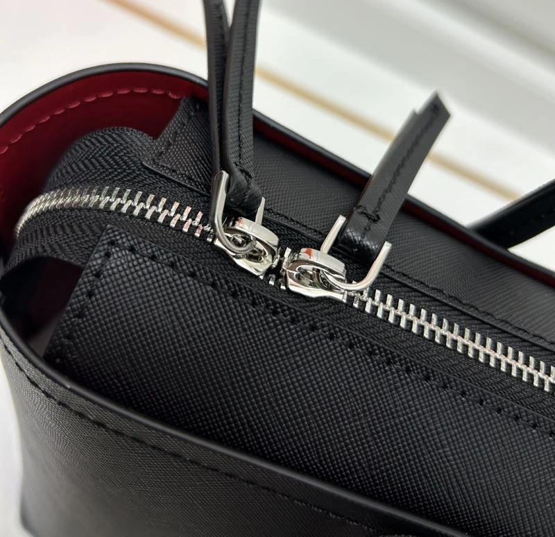 Prada Shopping Bags Attractive 82732