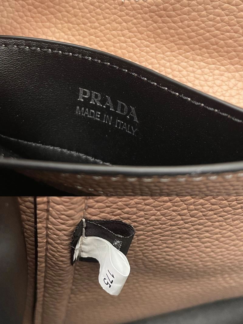 Modern Prada Shopping Bags 82726