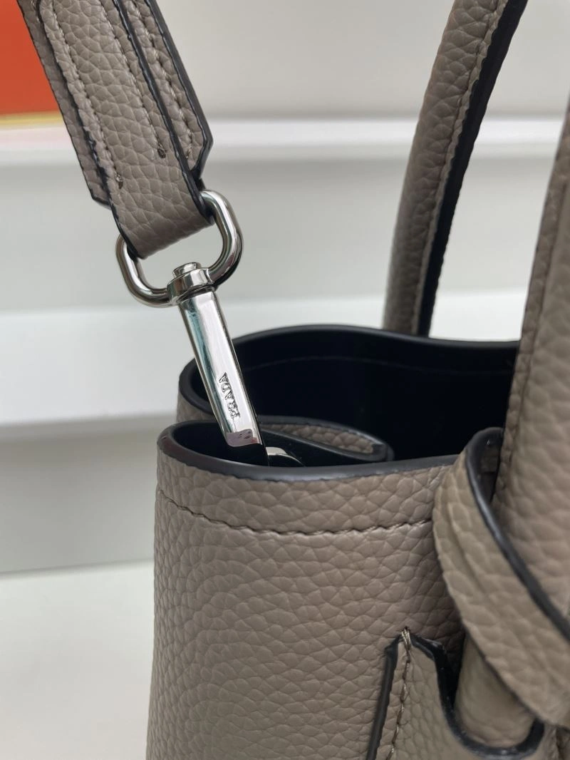 Prada Shopping Bags FlexibleFit 82770