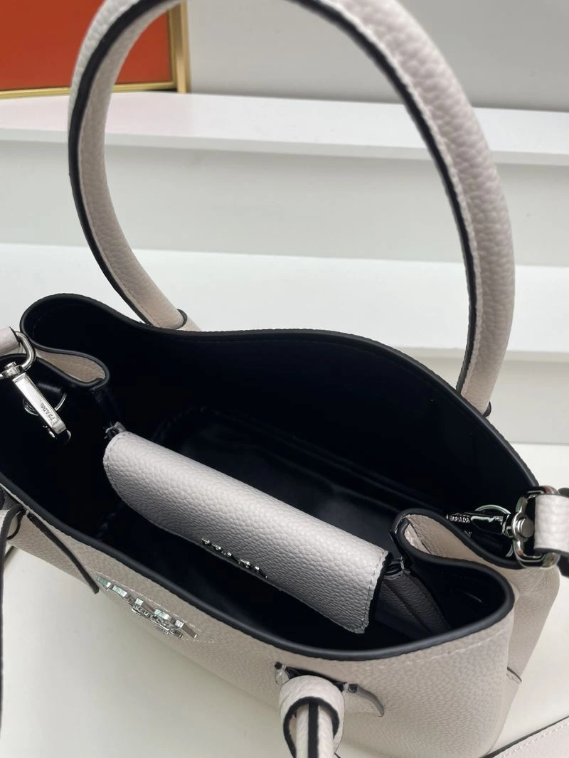 Prada Shopping Bags Sporty 82728