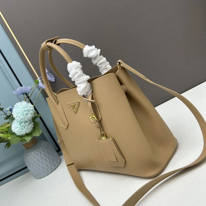 Chic Prada Shopping Bags 82747