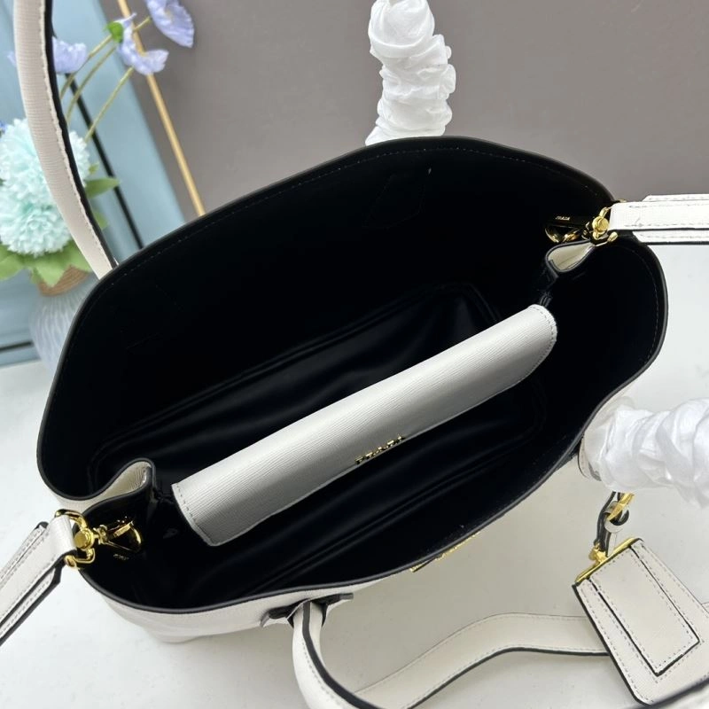 Prada Shopping Bags TimelessDesign 82703