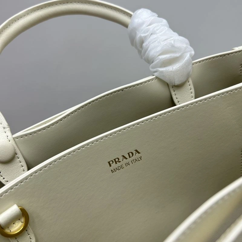 Prada Shopping Bags Lightweight 82702