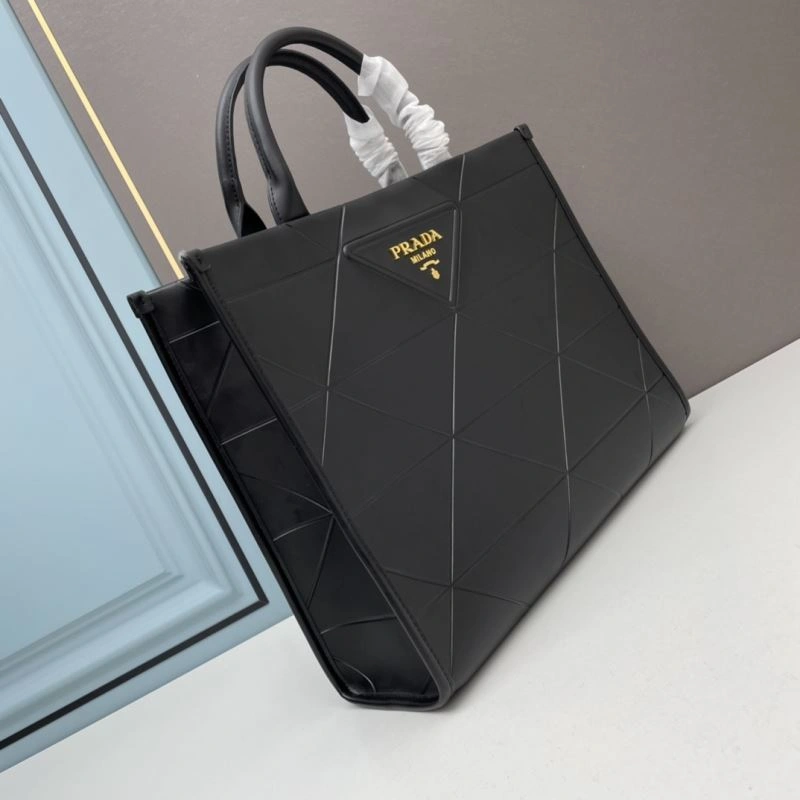 EyeCatching Prada Shopping Bags 82695