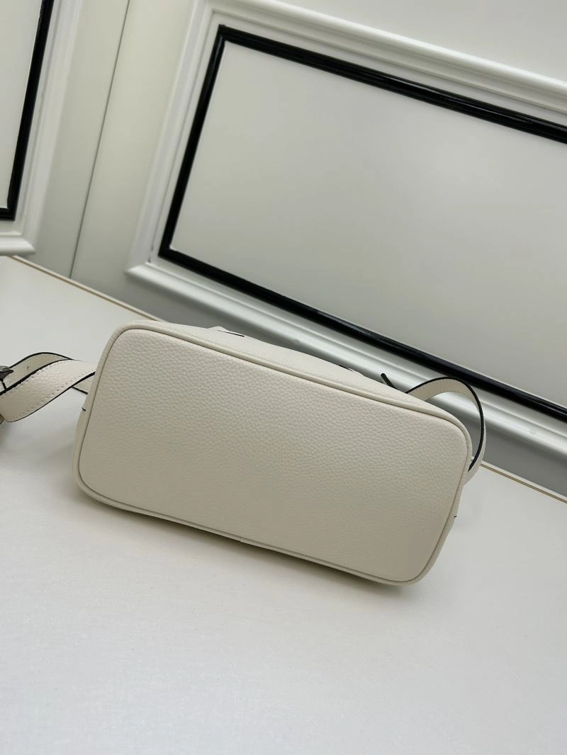 EyeCatching Prada Shopping Bags 82706