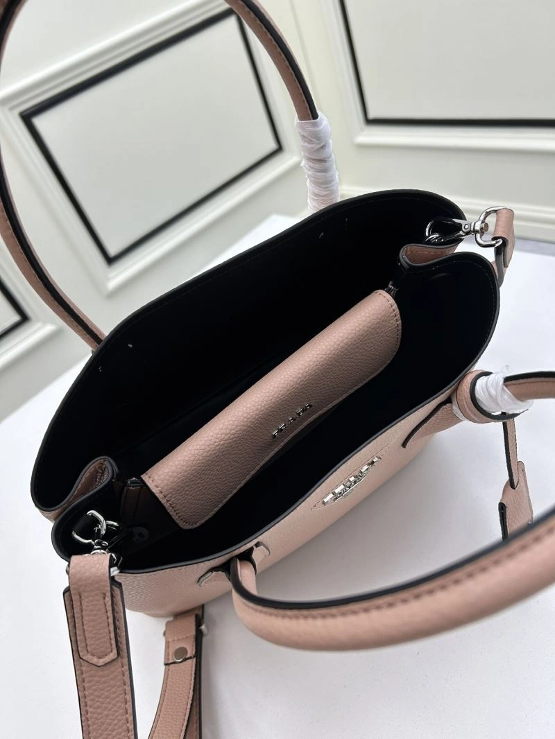 Prada Shopping Bags Attractive 82682