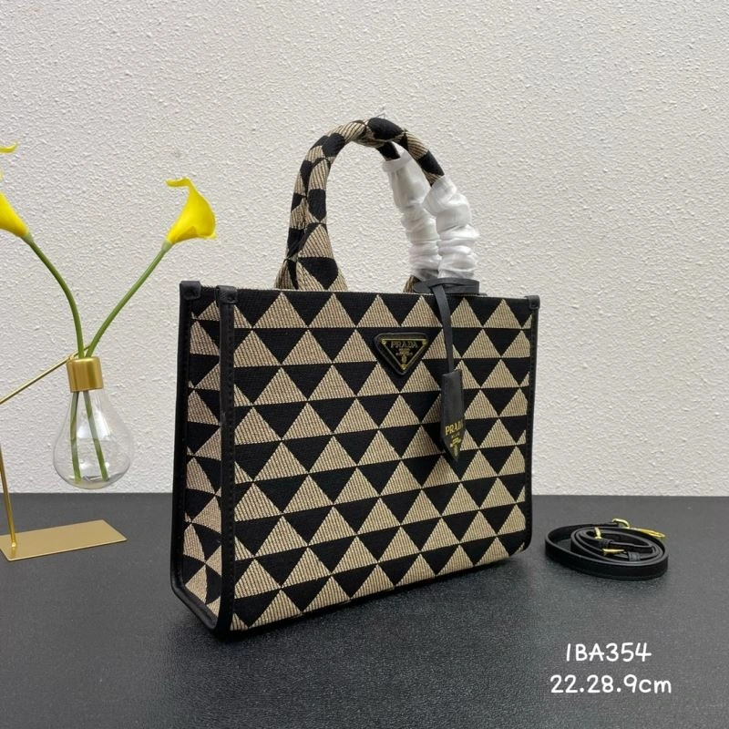 Supportive Prada Shopping Bags 82718