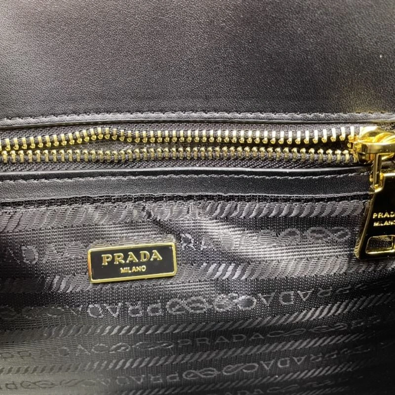 Supportive Prada Shopping Bags 82718
