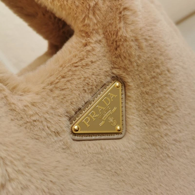 Prada Shopping Bags Attractive 74819