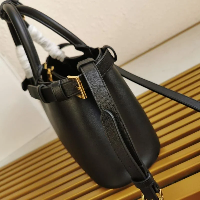 Breathable Prada Shopping Bags 37723