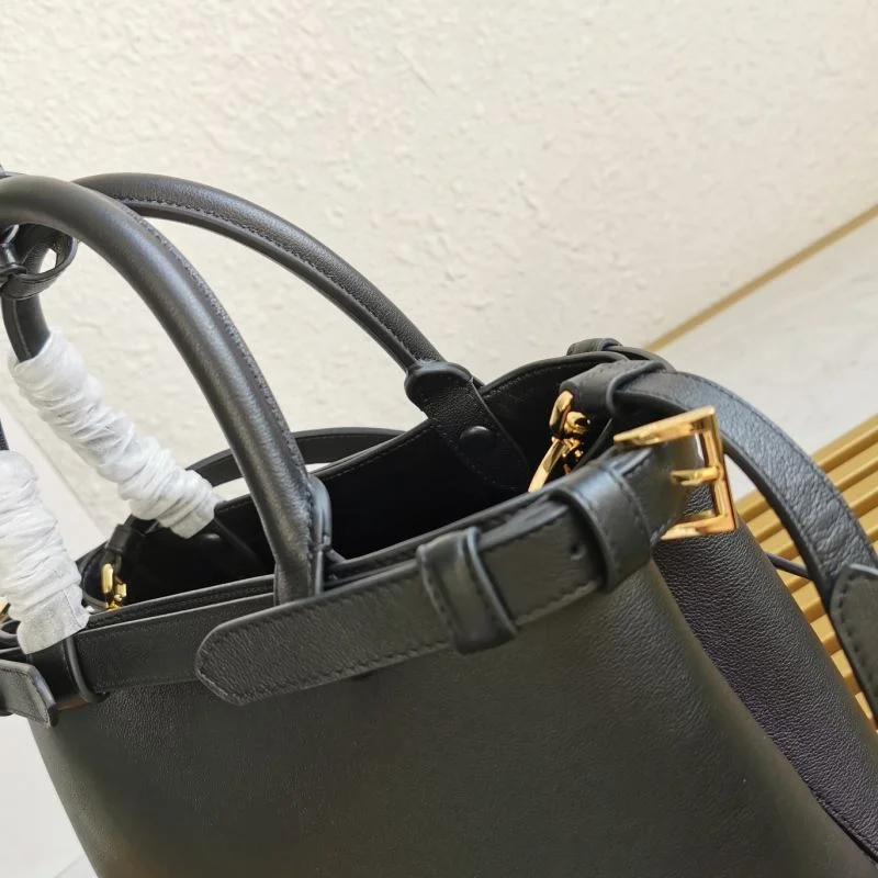 Breathable Prada Shopping Bags 37723