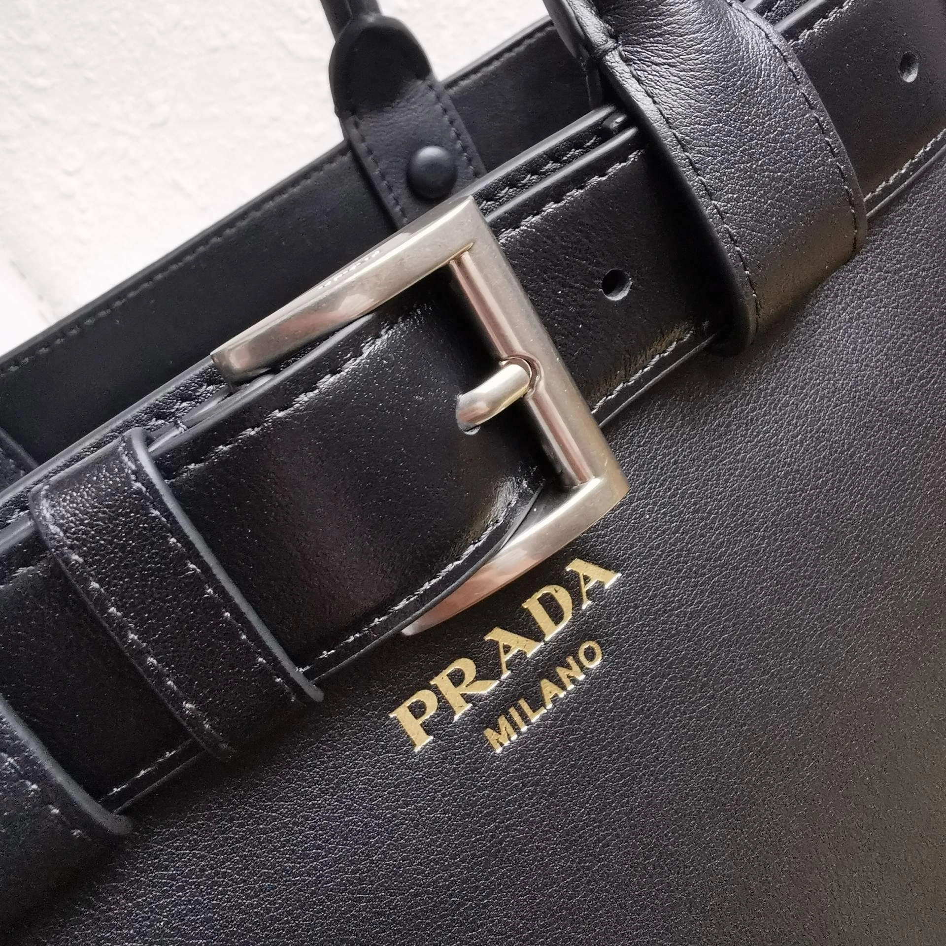 Prada Shopping Bags Unisex 73599