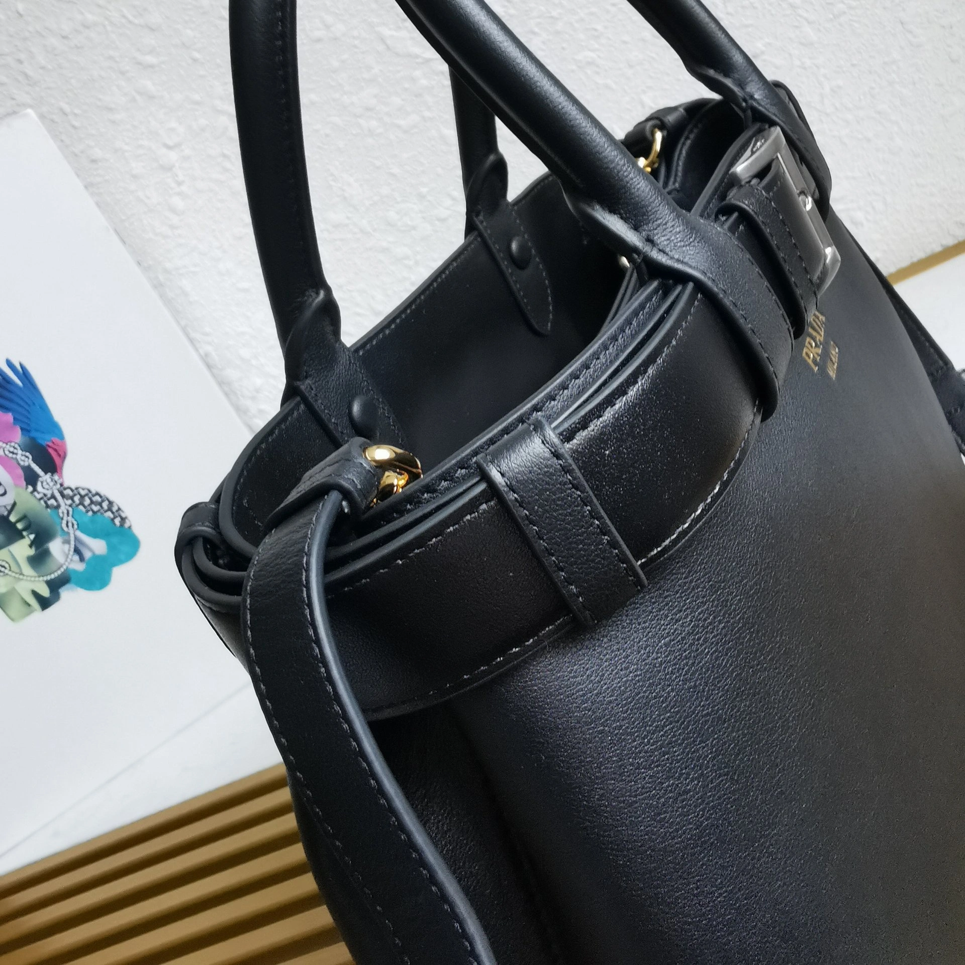 Prada Shopping Bags Unisex 73599