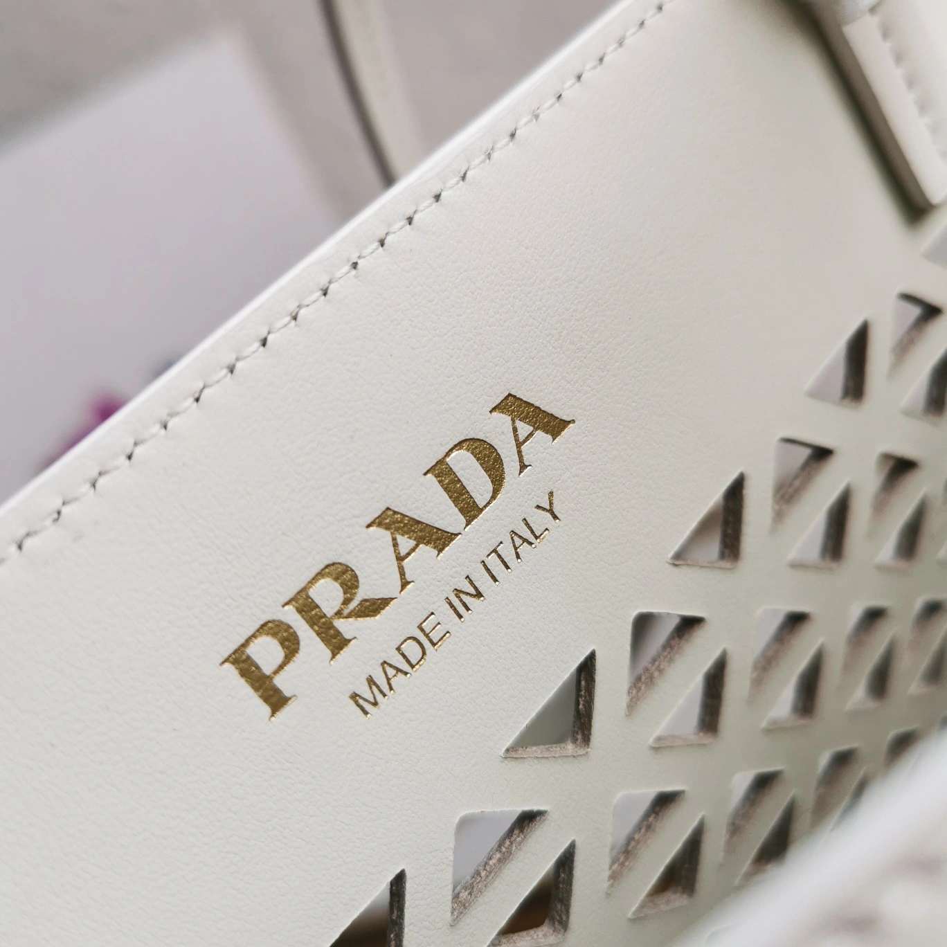 Prada Shopping Bags Youthful 71545
