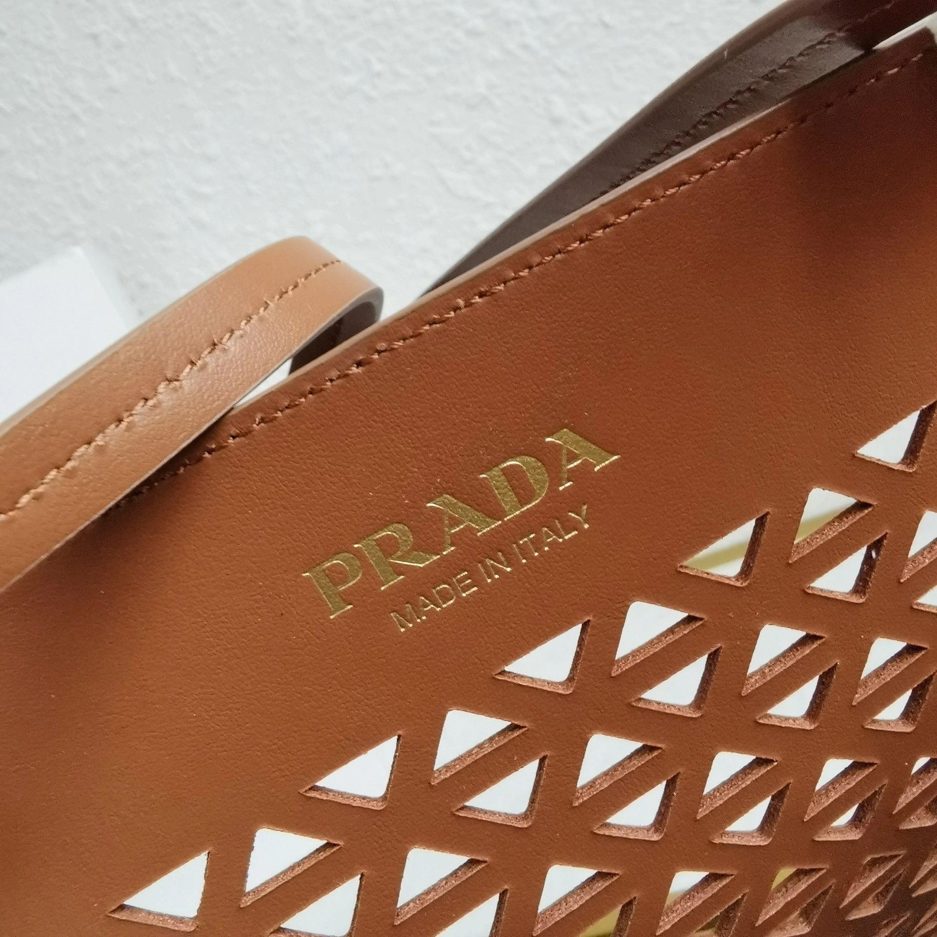 Vibrant Prada Shopping Bags 71587