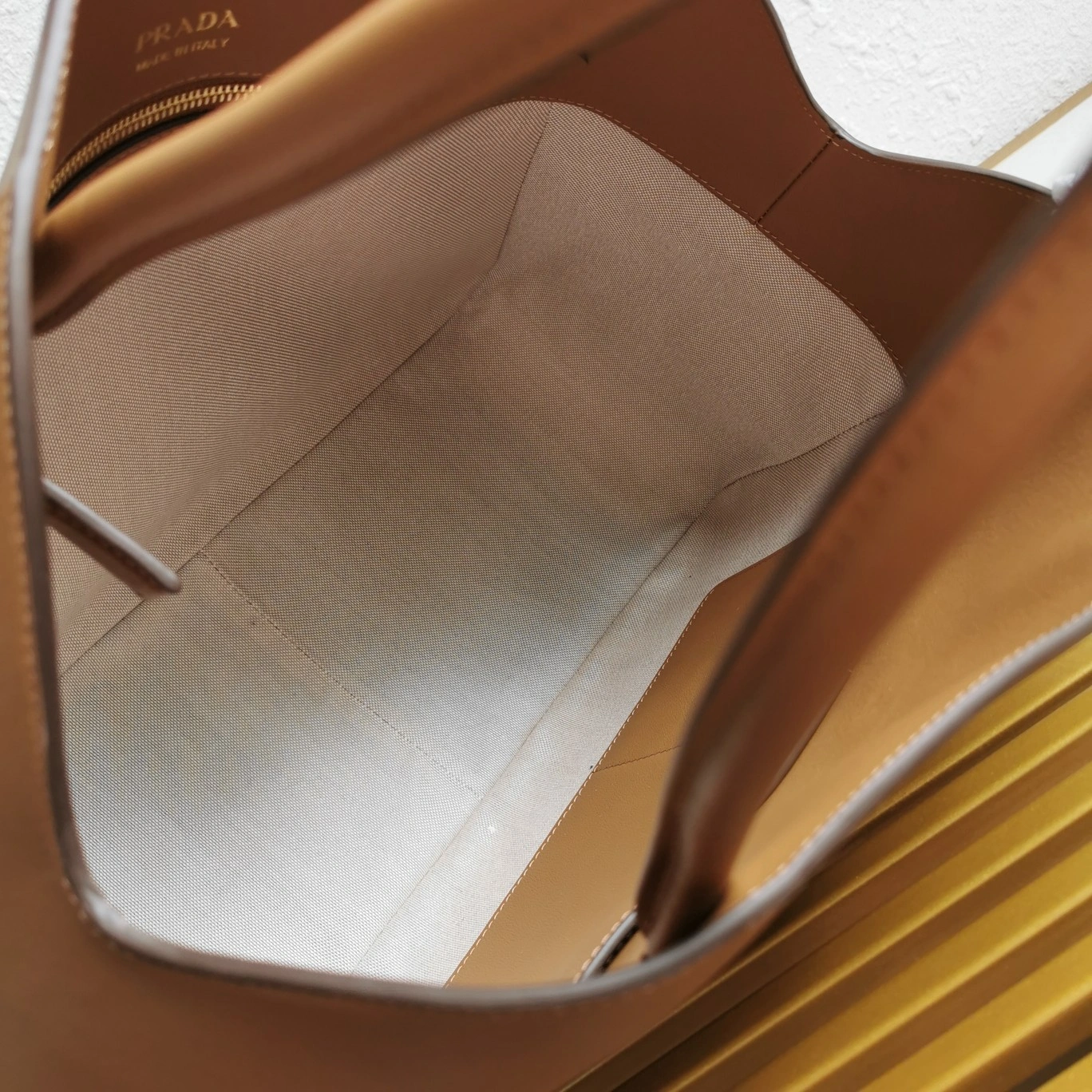 Prada Shopping Bags Stylish 71560