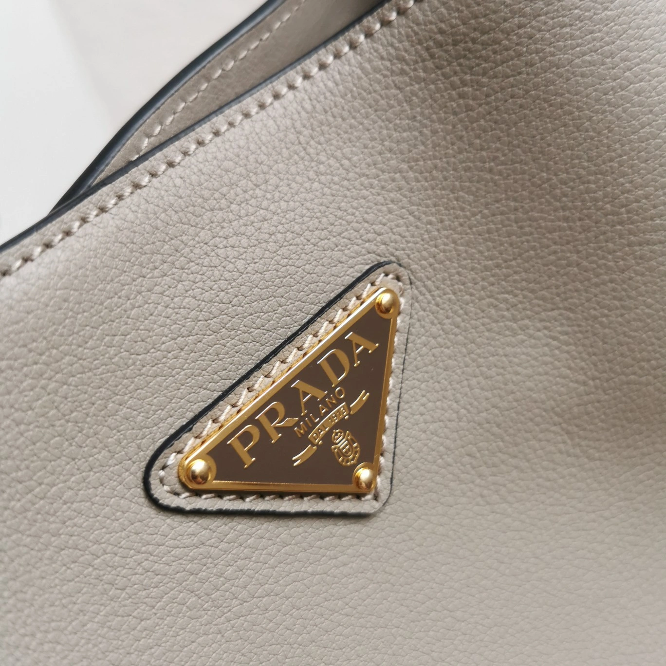 UrbanChic Prada Shopping Bags 71558