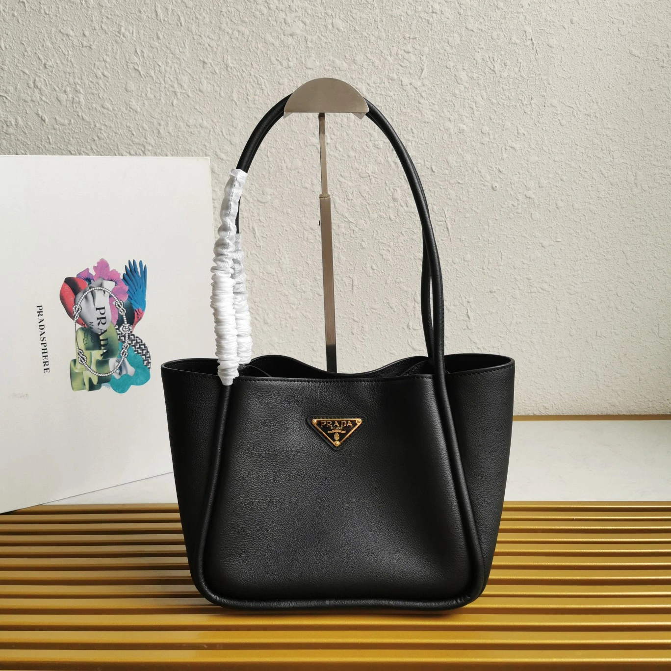 Prada Shopping Bags Modern 71556