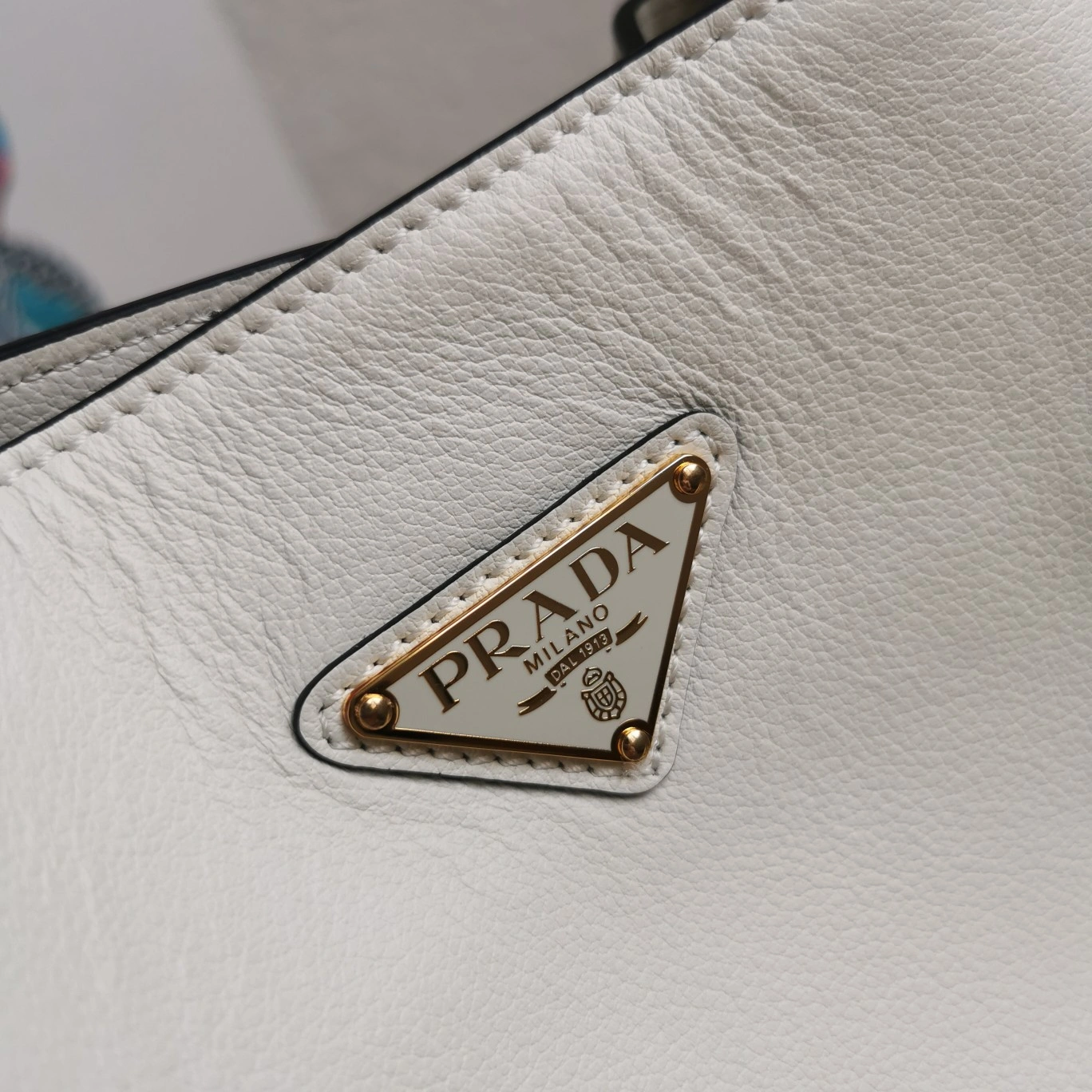 Chic Prada Shopping Bags 71542