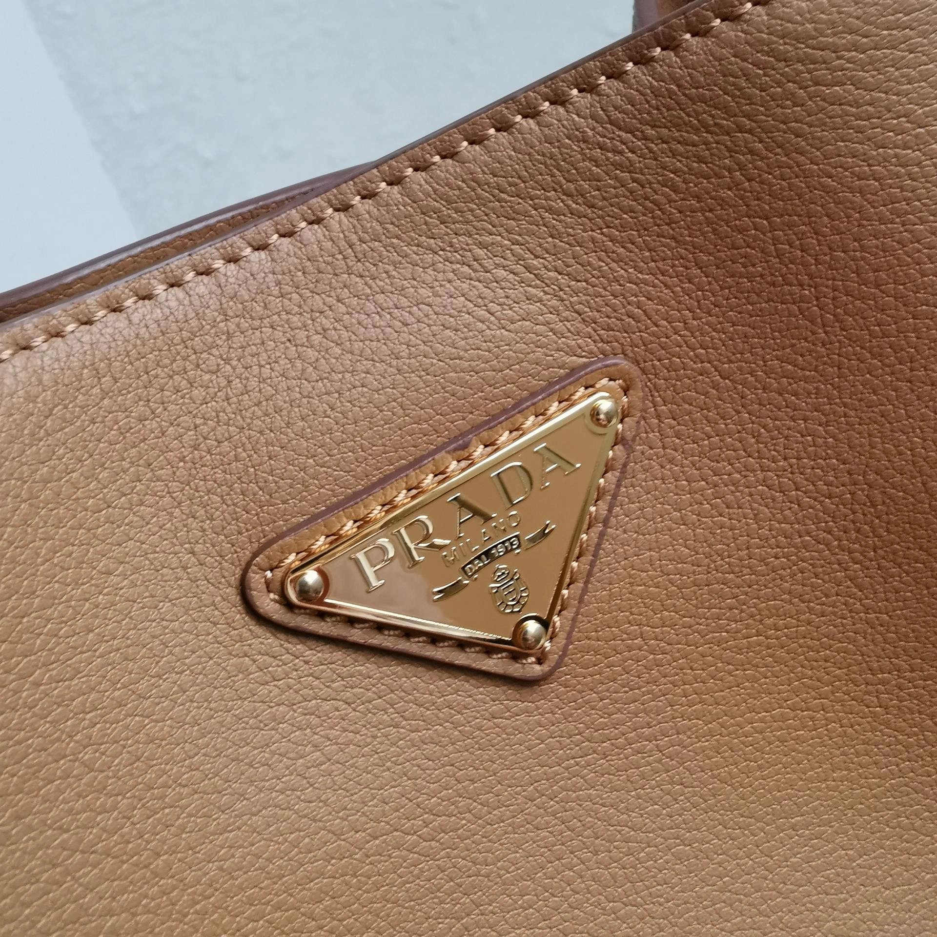 Attractive Prada Shopping Bags 71555
