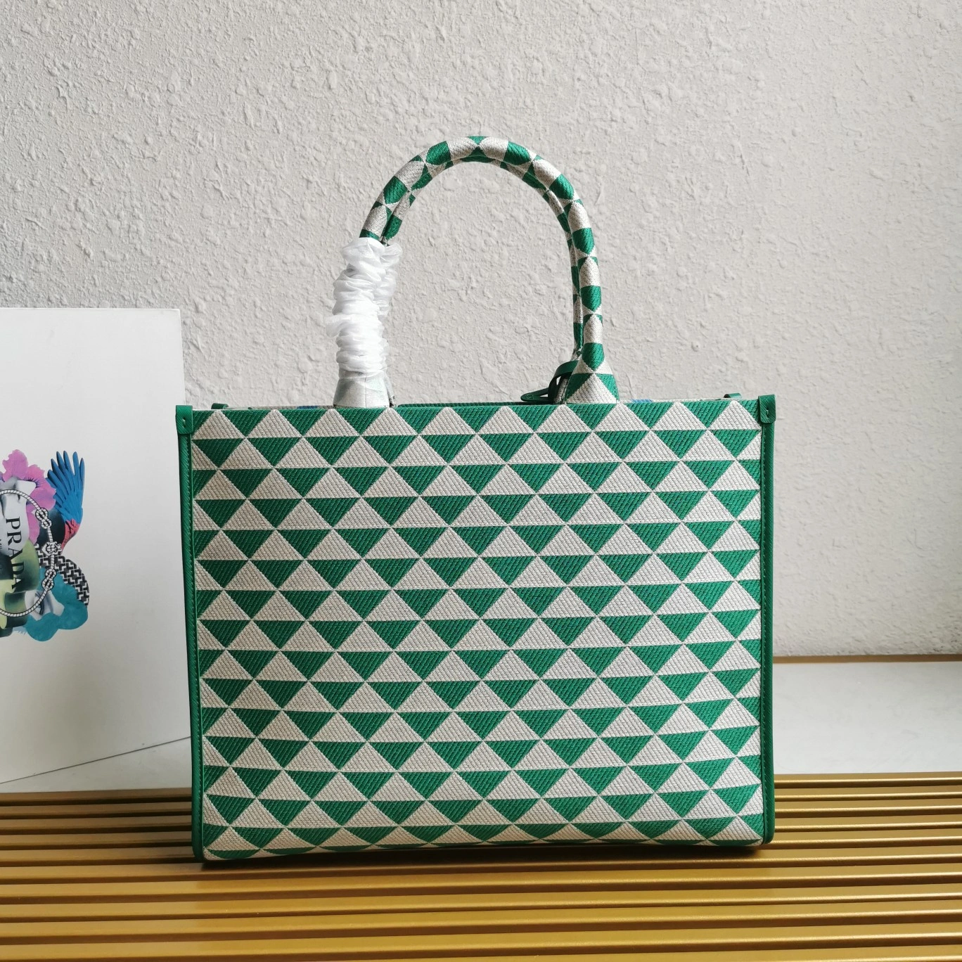 Reliable Prada Shopping Bags 71549